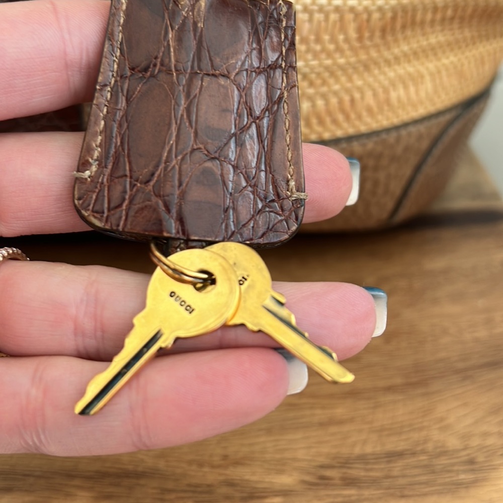 Vintage Gucci Raffia and Crocodile Secret Top Handle - Picture 4 of 17